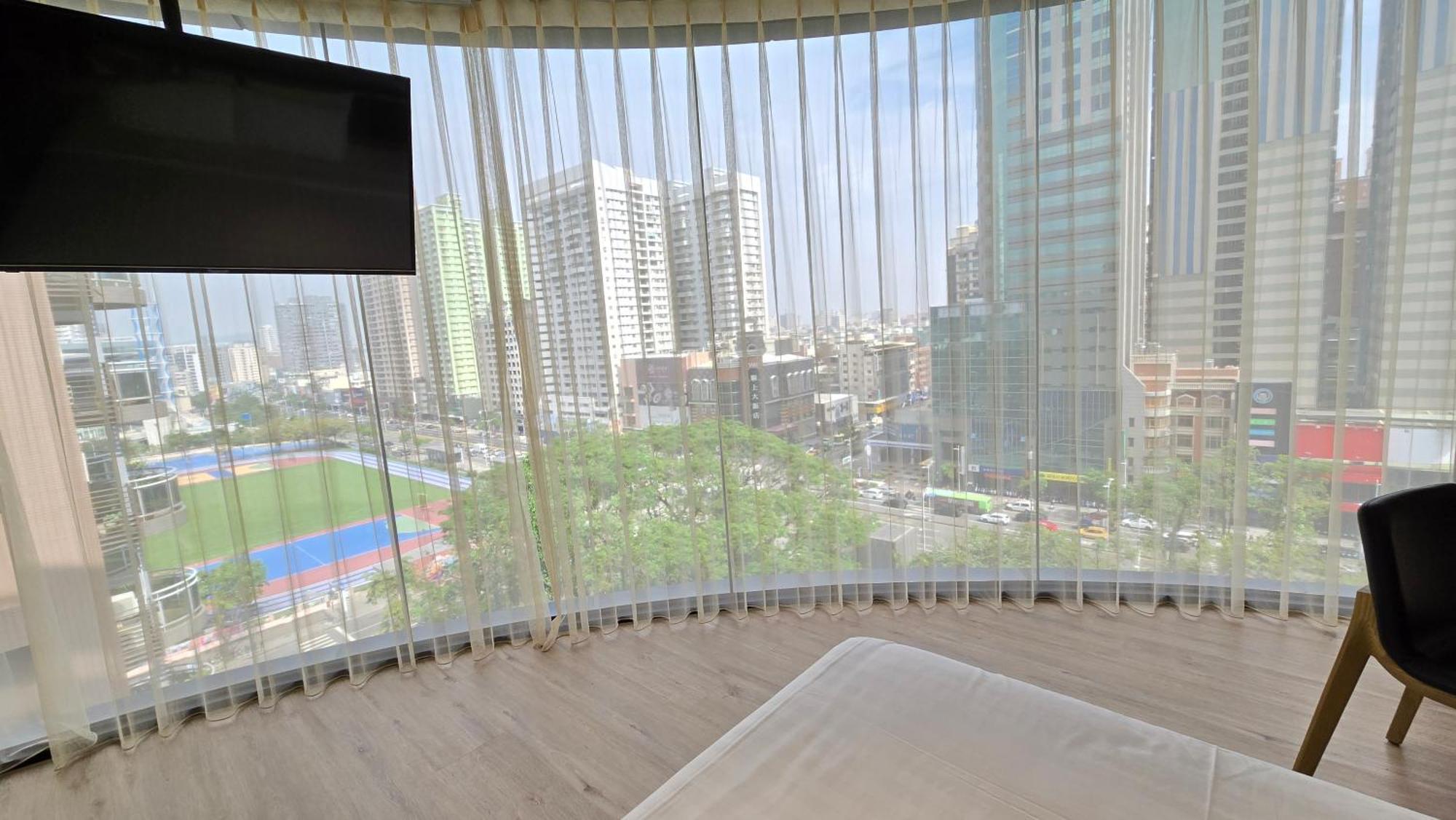 Hotel R14 Kaohsiung Luaran gambar