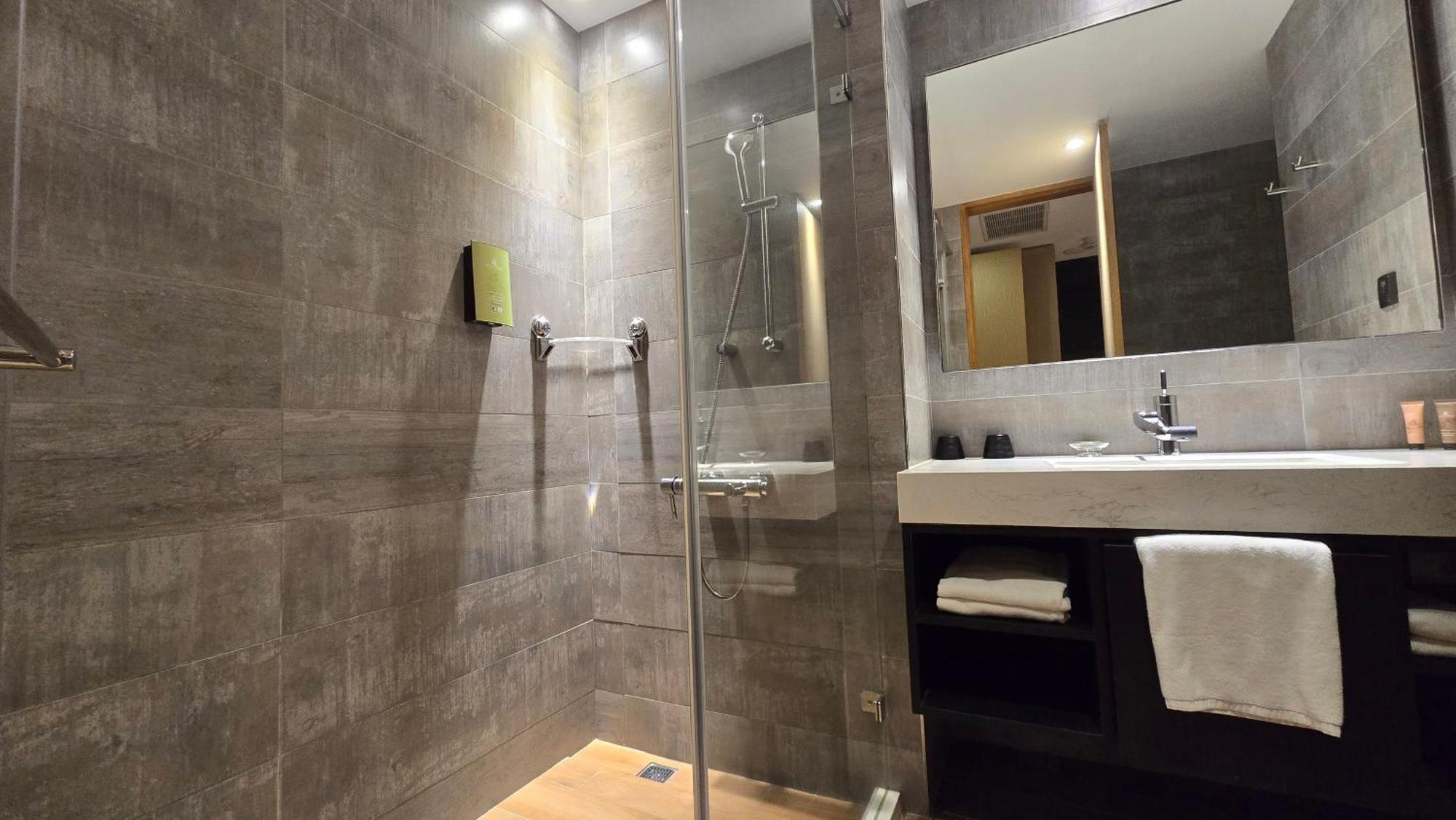 Hotel R14 Kaohsiung Luaran gambar